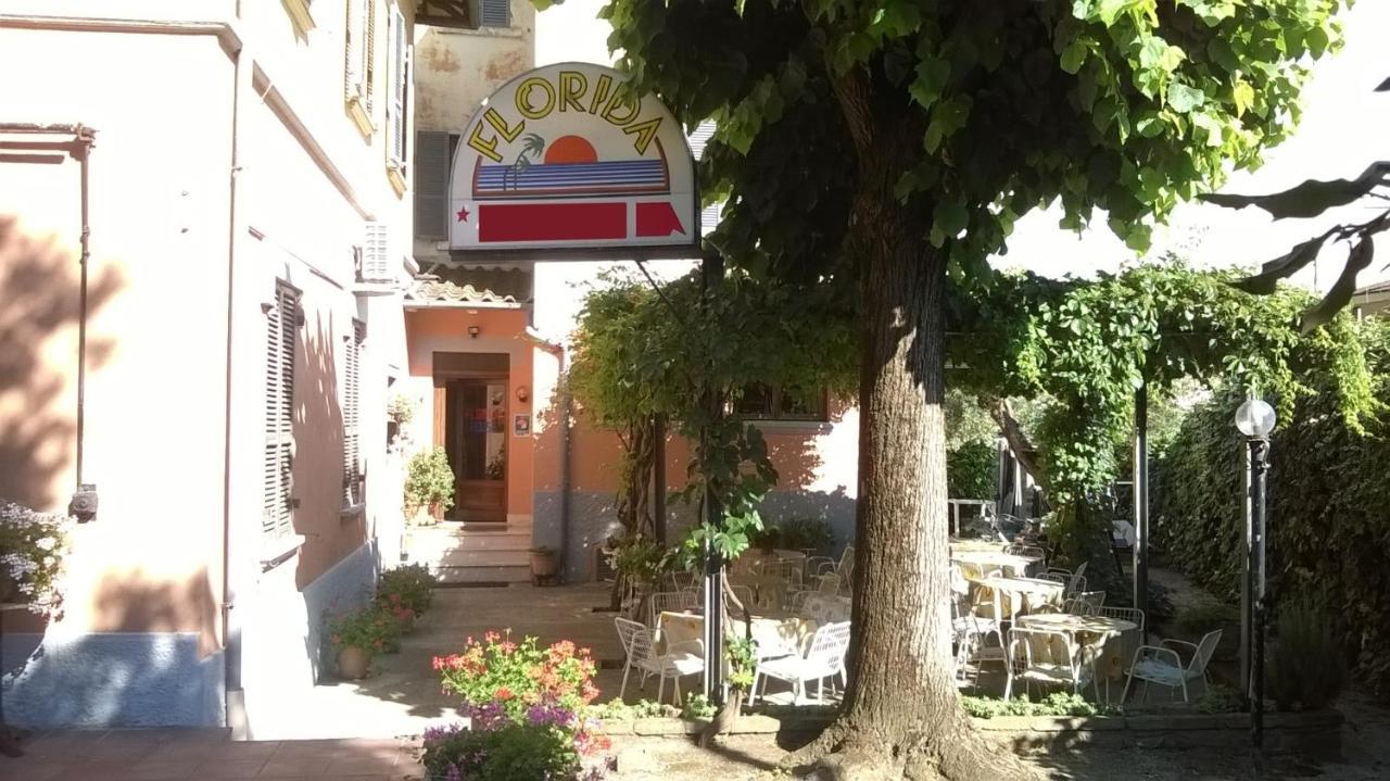 B&B Florida House Пассіньяно-суль-Тразімено Екстер'єр фото